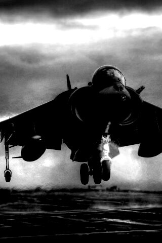 Истребитель на взлете обои