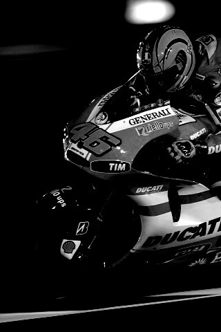 Мотоциклист на треке обои