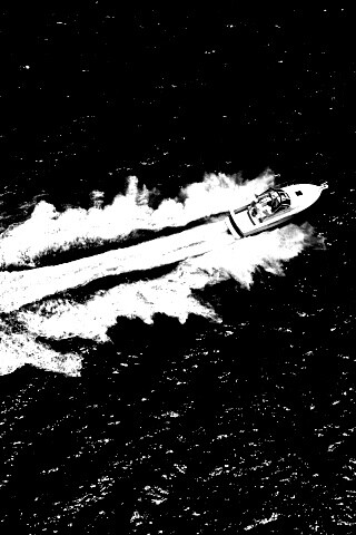 Вид на катер обои