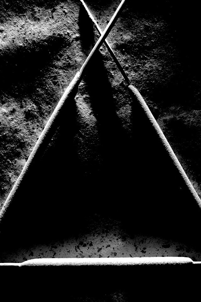 Треугольник из палочек обои