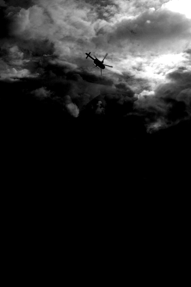 Дымящий город обои