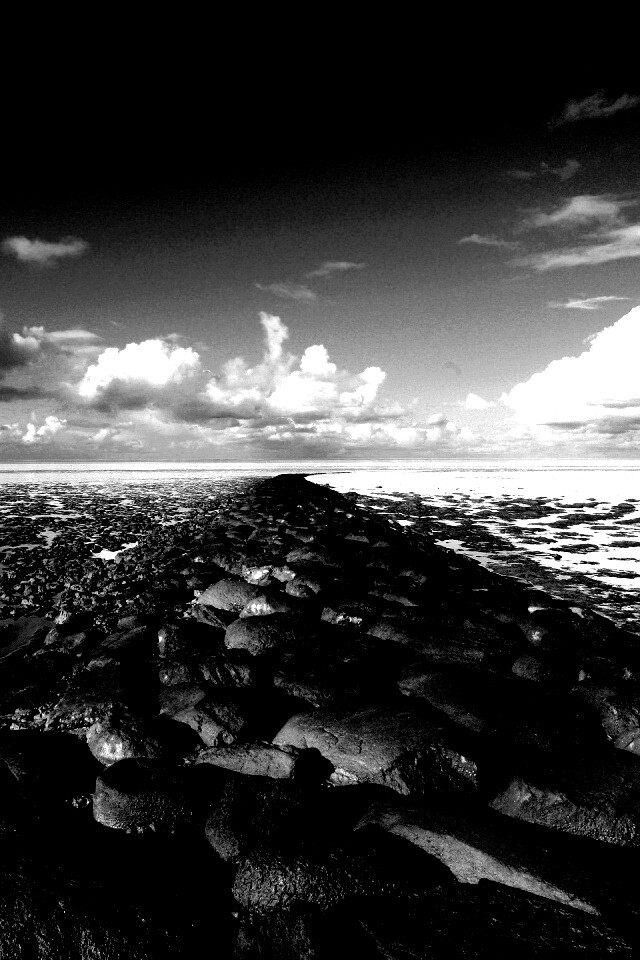 Каменистая отмель обои