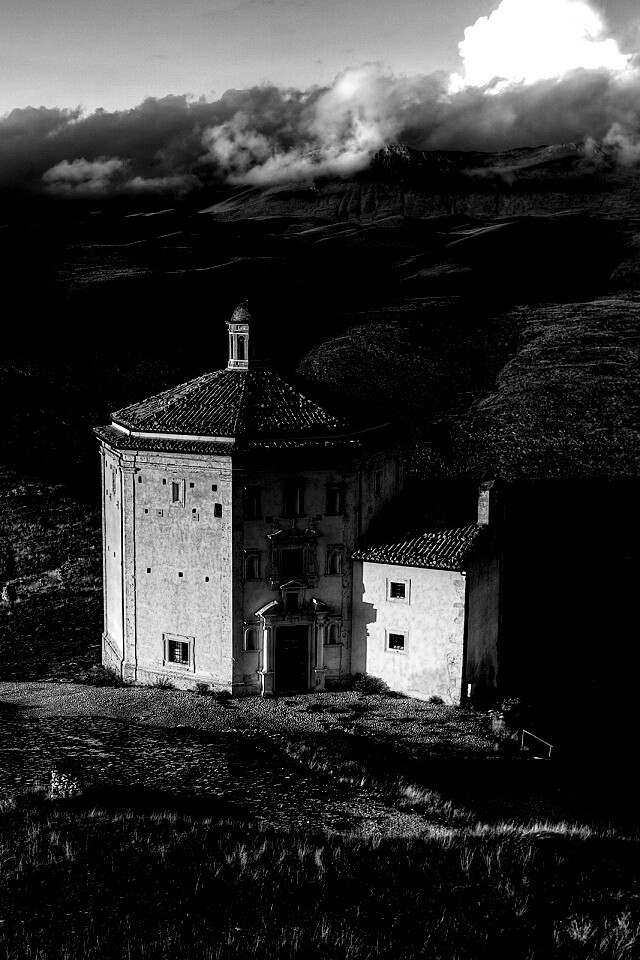 Церковь в Италии обои