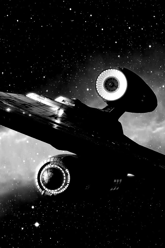 Космический корабль с двумя двигателями обои