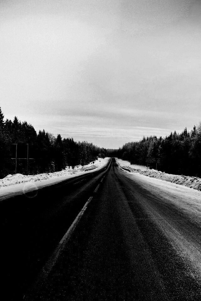 Дальняя дорога зимой обои