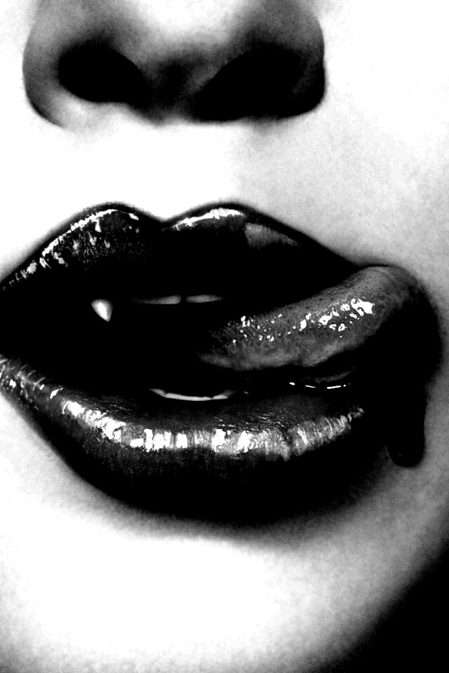 Вампир обои