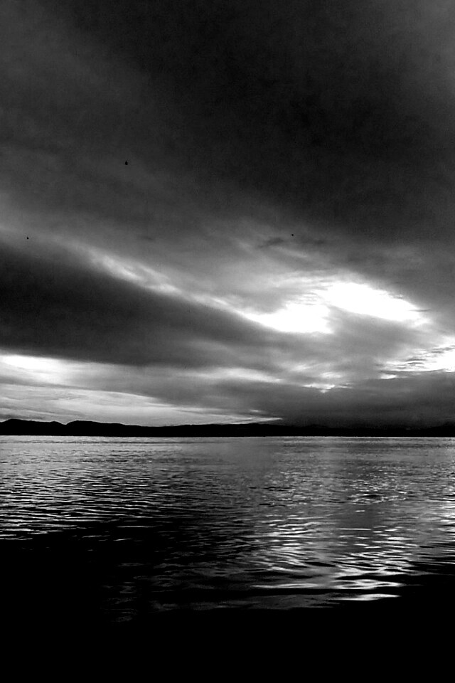 Живописное озеро обои