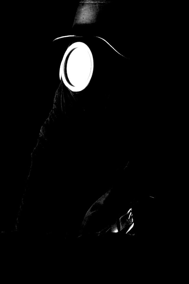 В противогазе обои