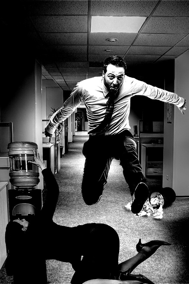 Ещё один день в офисе обои