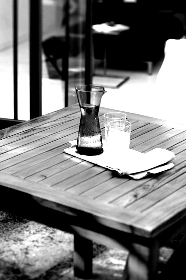 Фужер с водой обои