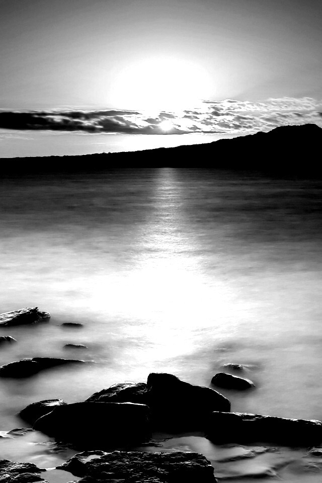 Восход над озером обои