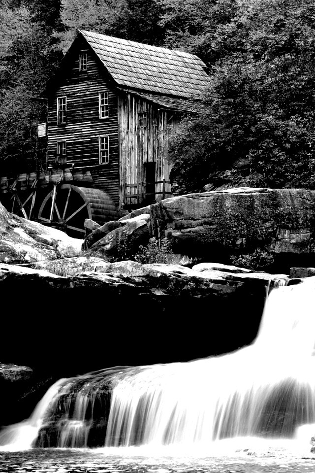 Дом, водяное колесо и водопад обои