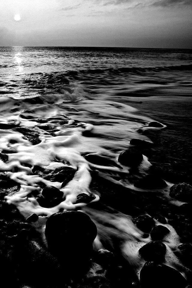 Каменистый берег обои