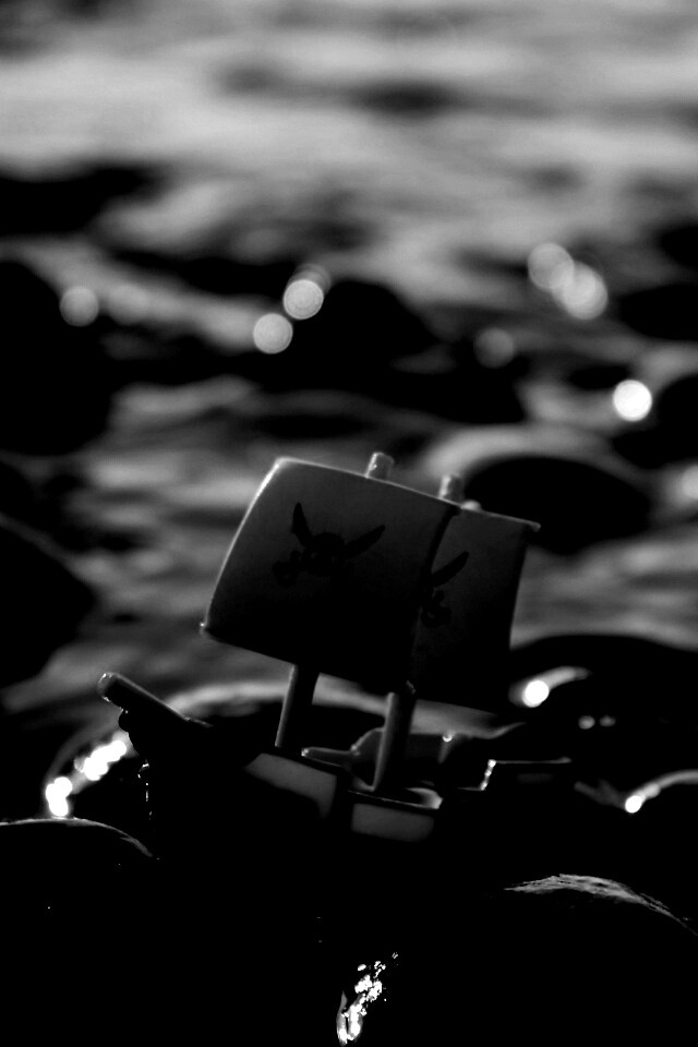 Пиратский корабль на мели обои