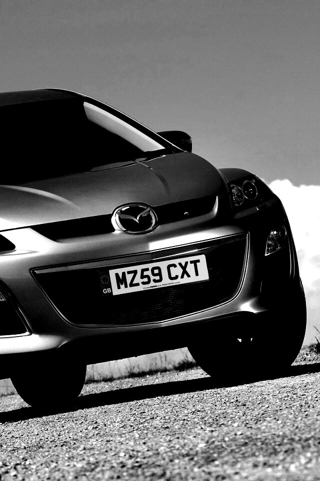 Кроссовер Mazda обои