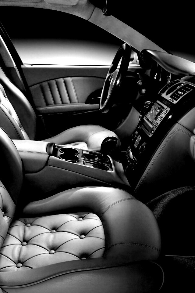 Салон Maserati обои