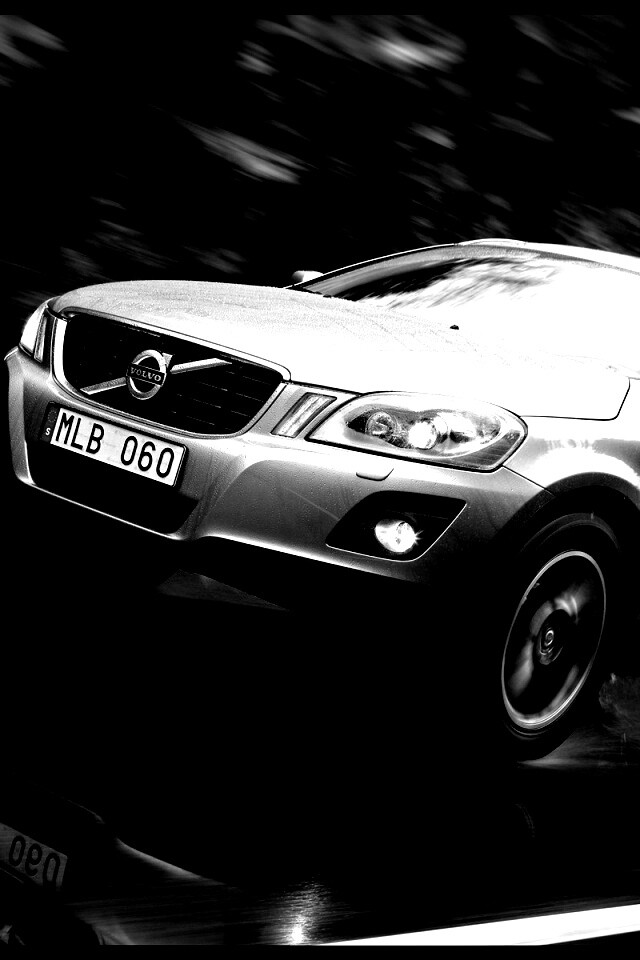 Кроссовер Вольво обои
