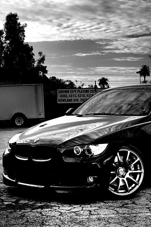 Чёрный БМВ обои