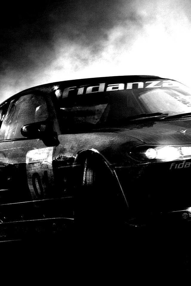 Гоночный автомобиль обои