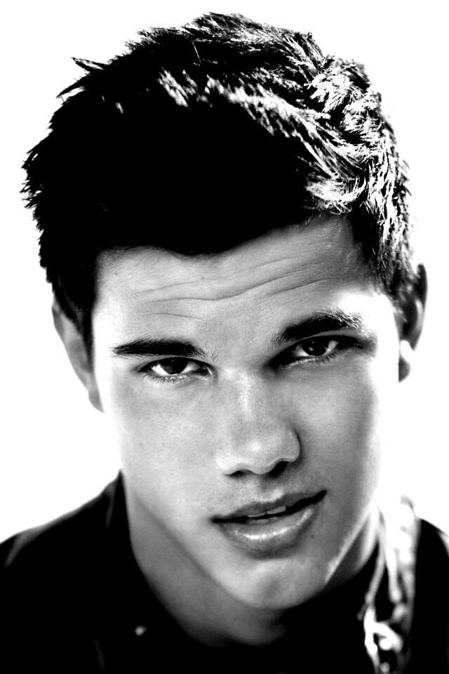 Тайлор Лотнер обои