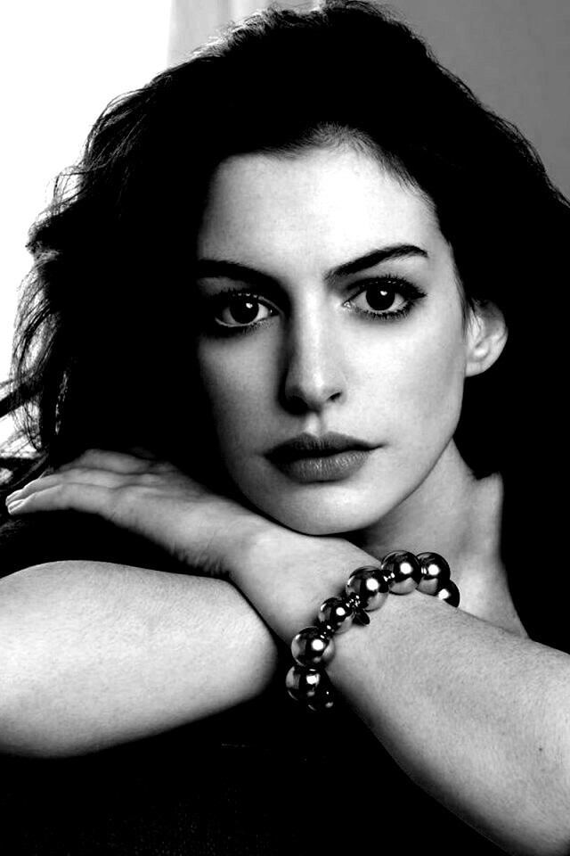 Энн Хатэвэй обои