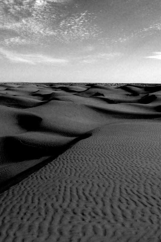 Пустыня до самого горизонта обои