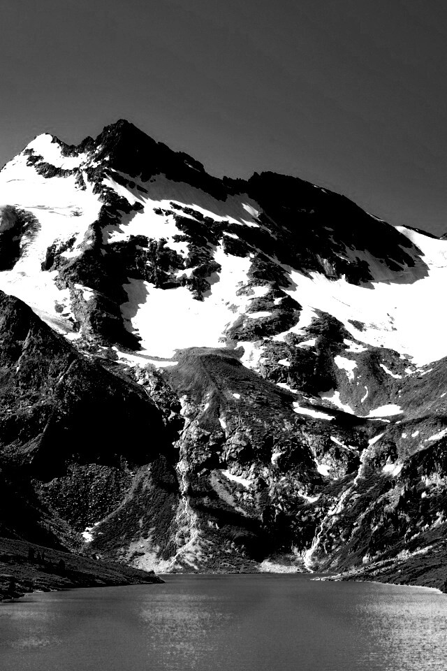 Горное озеро обои