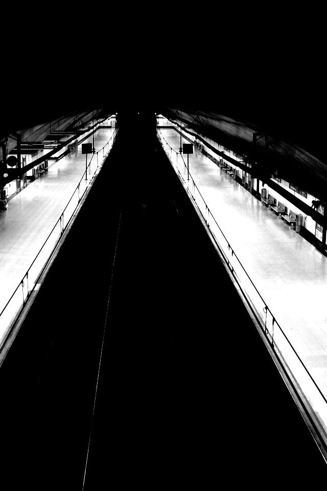 Станция метро обои