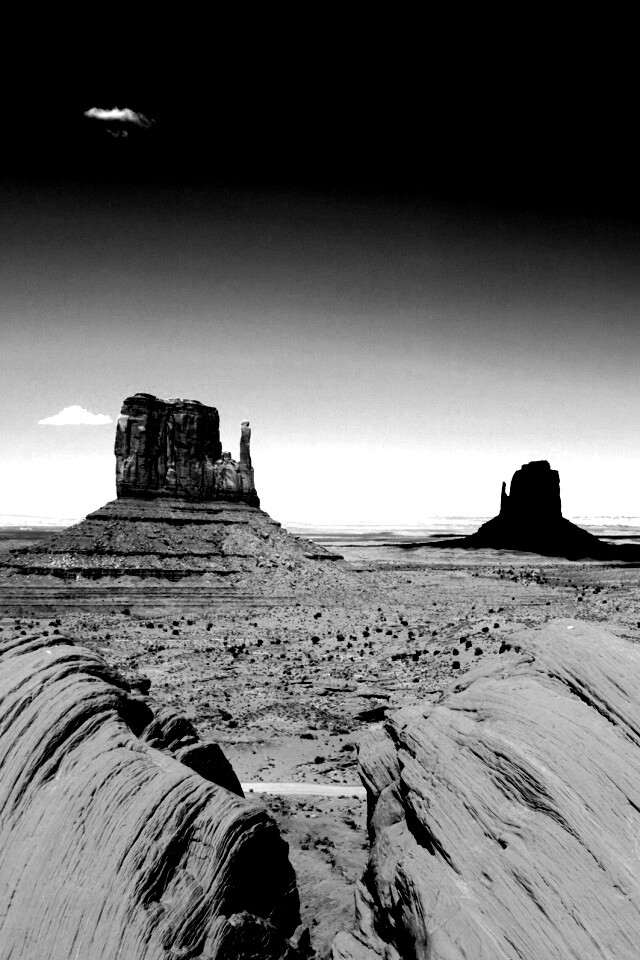 Долина монументальных гор обои