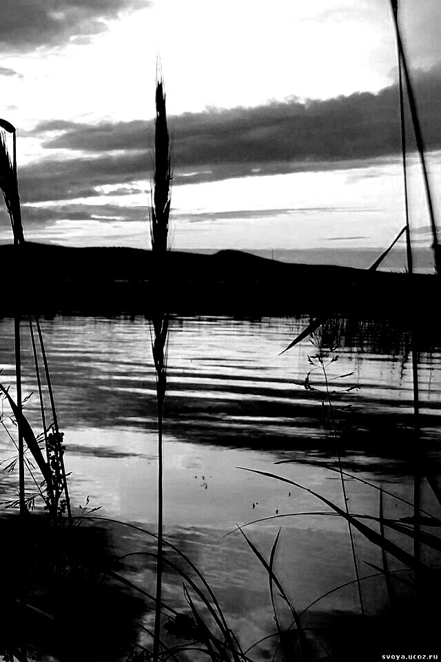 Закат на озере обои