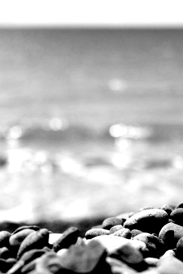 Пляж из гальки обои