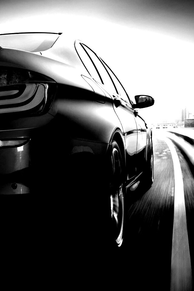 BMW F10 на повроте обои