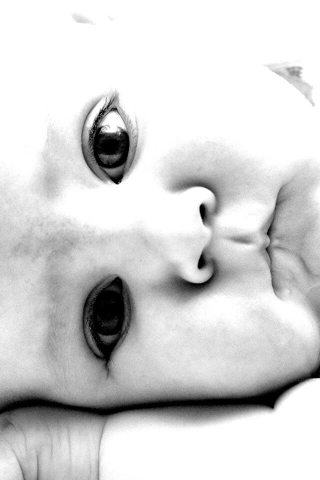 Задумчивый обои