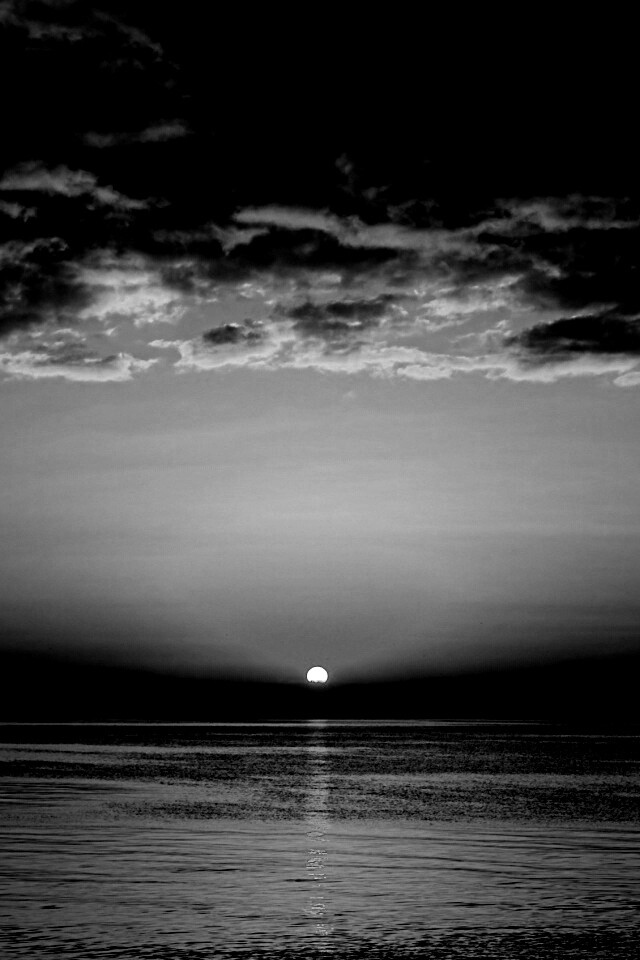 Багровый закат обои