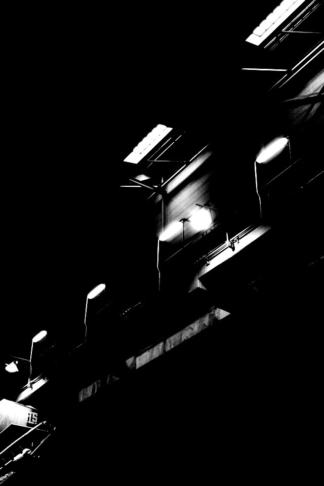 Платформа ночью обои