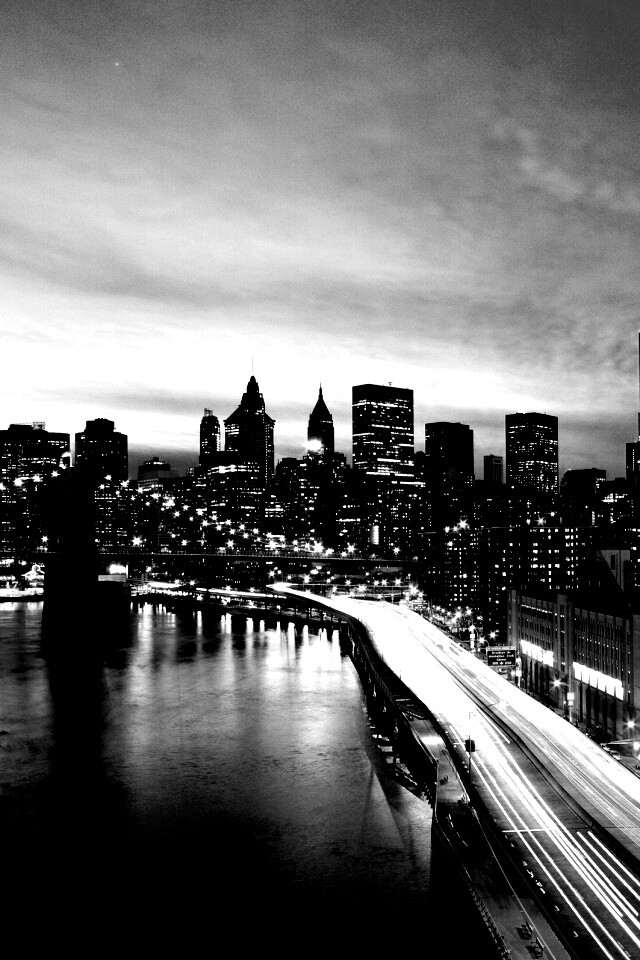 Город светит окнами в ночи обои