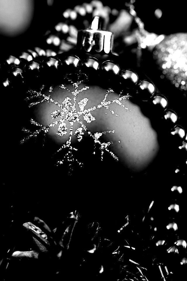 Новогодние украшения для елки обои