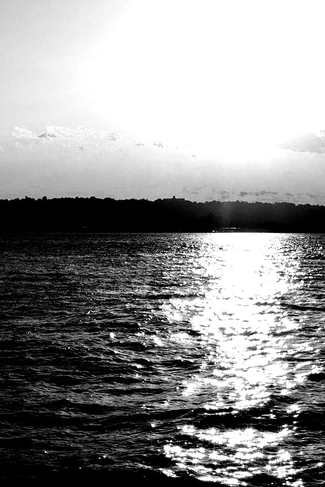 Красивое закатное озеро обои