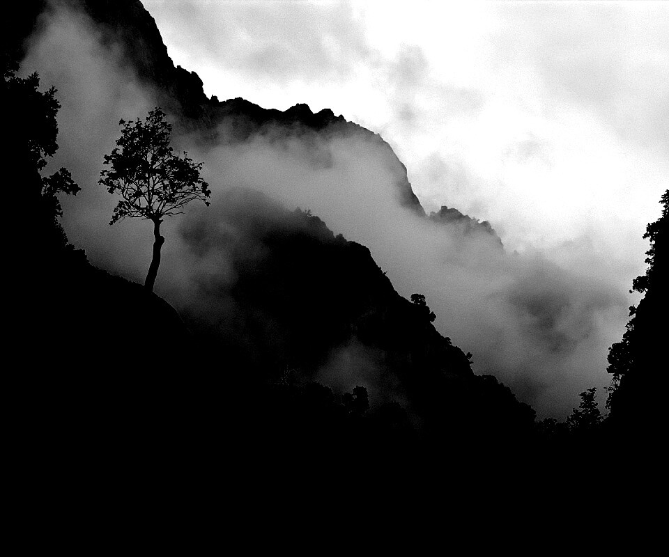 Сумерик в горах обои