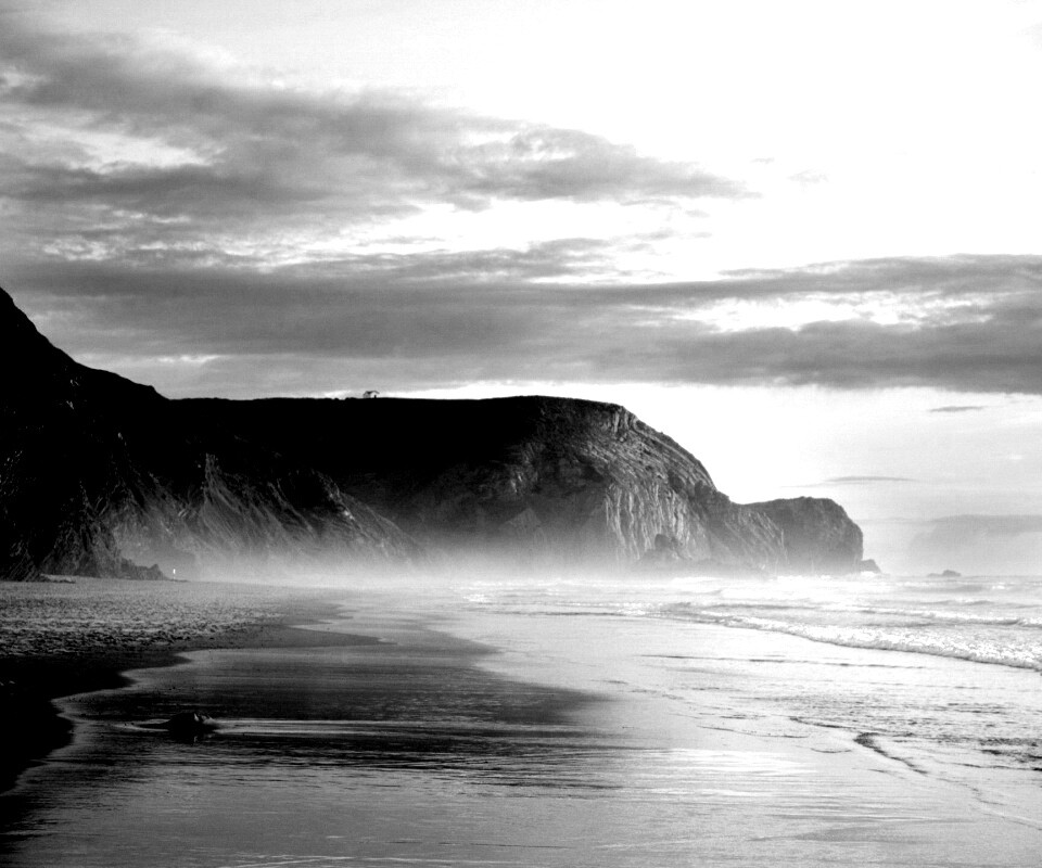 Горы уходящие в море обои