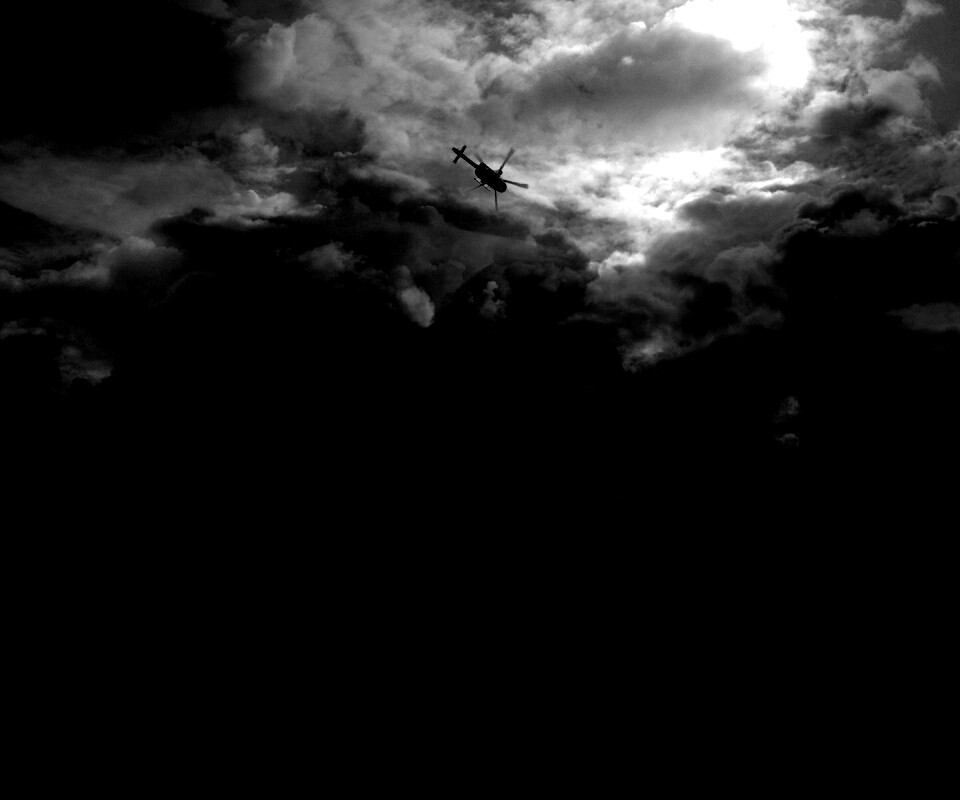 Дымящий город обои