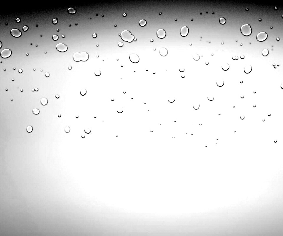 Капли на светлом фоне обои