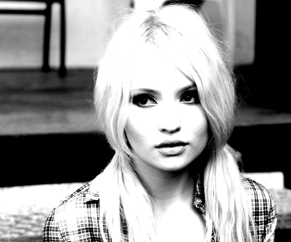 Эмили Браунинг обои