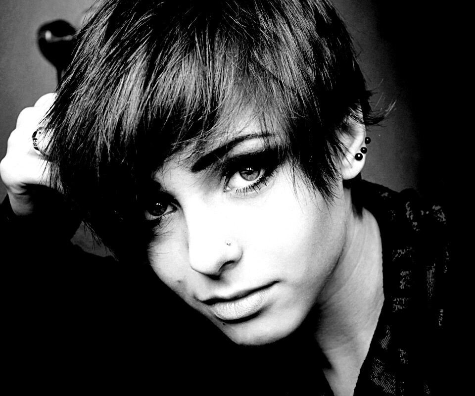 Выразительный взгляд голубых глаз обои