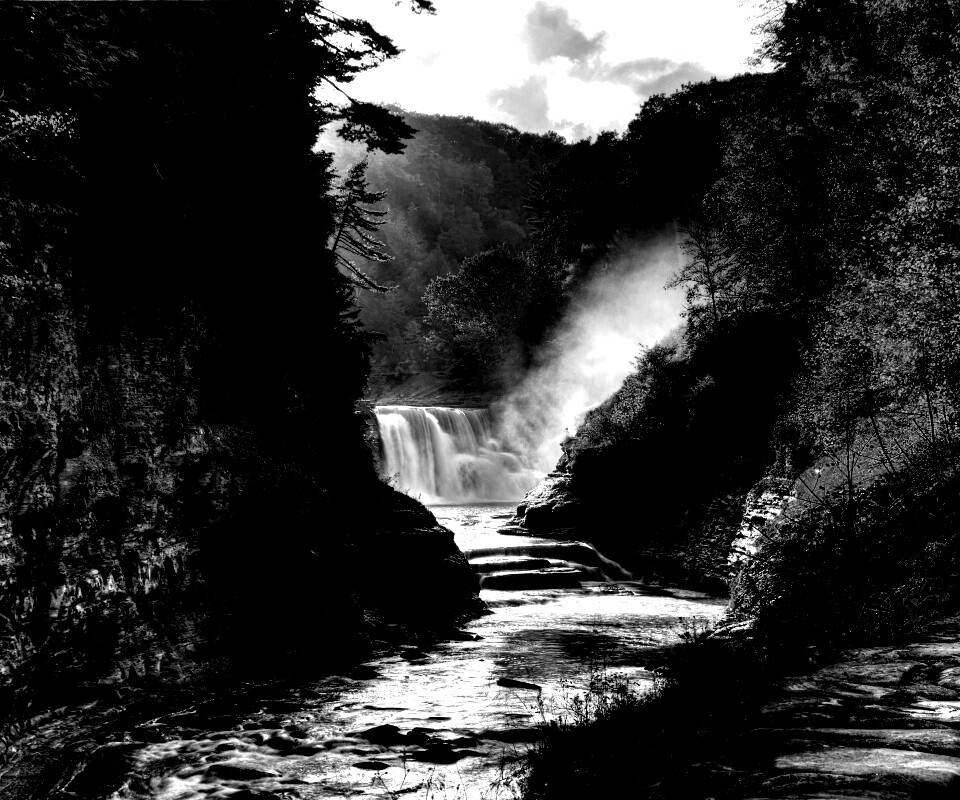 Скалистый водопад обои