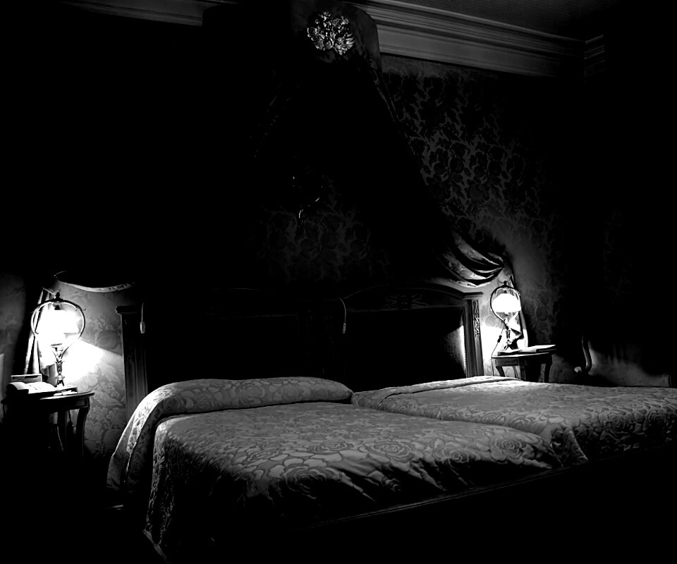 Спальня обои