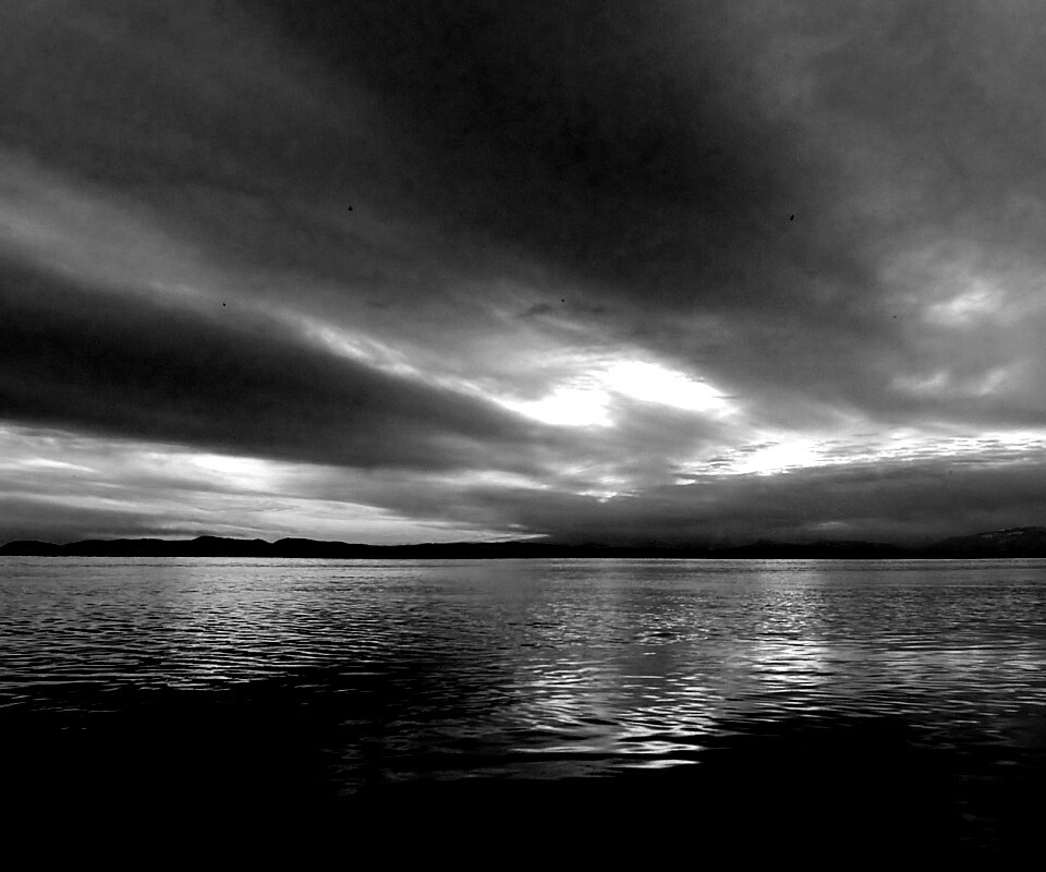 Живописное озеро обои