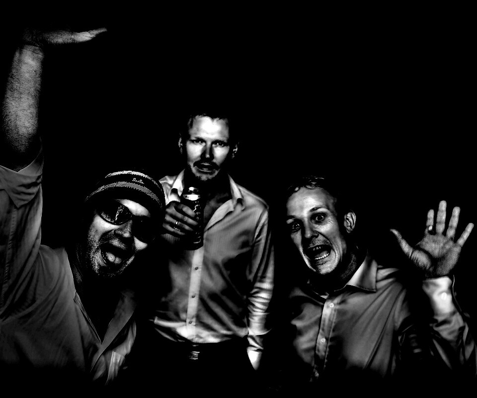 Колоритная тройка обои