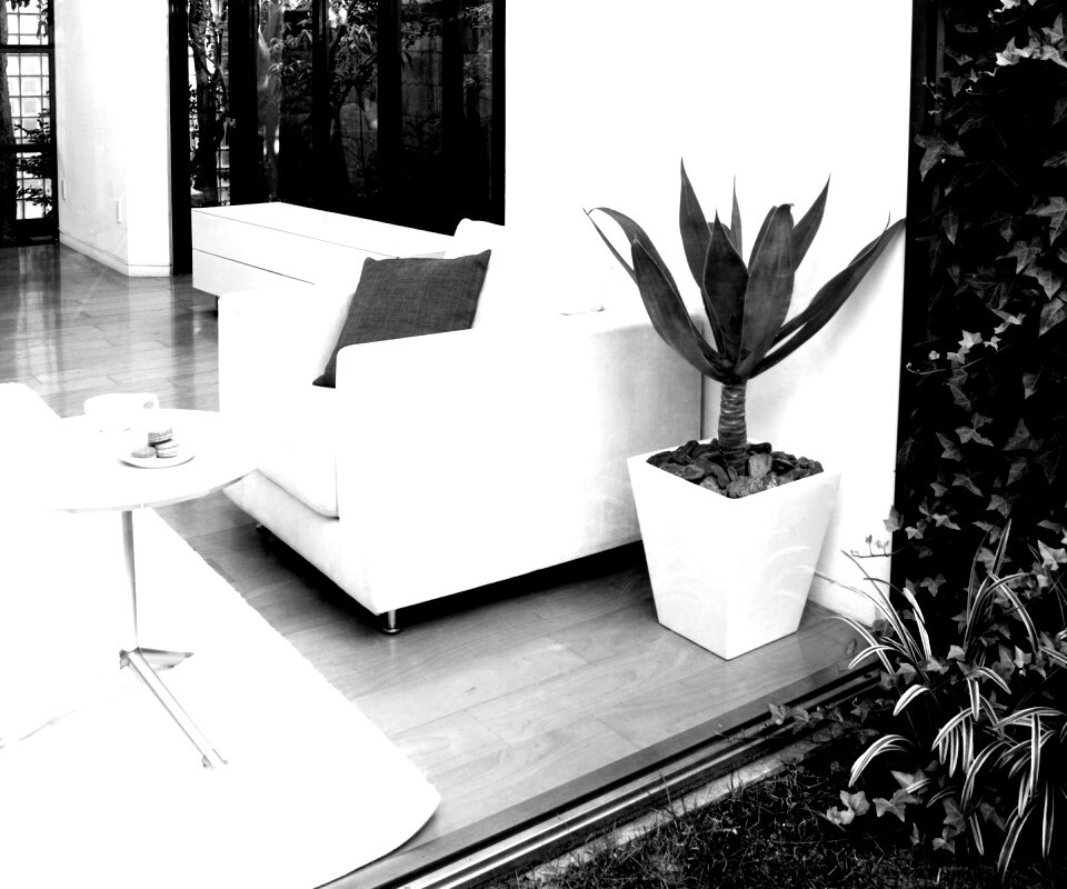 Белое кресло обои