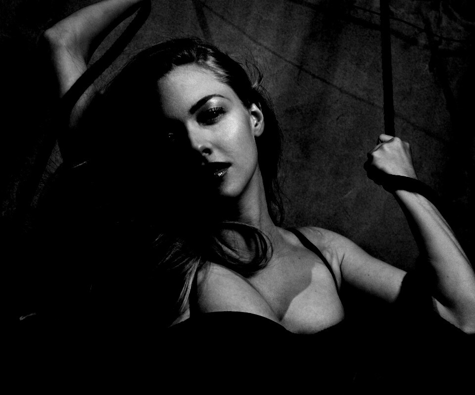 Аманда Сейфрид обои